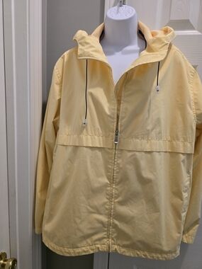 Pacific Trail Pale Yellow Hooded Windbreaker Jacket